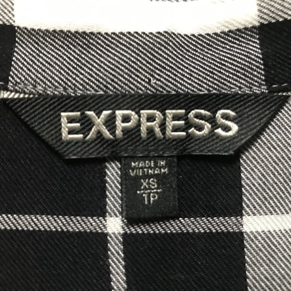 Express Black/White/Gray Plaid Button-Down Shirt - Picture 2 of 13